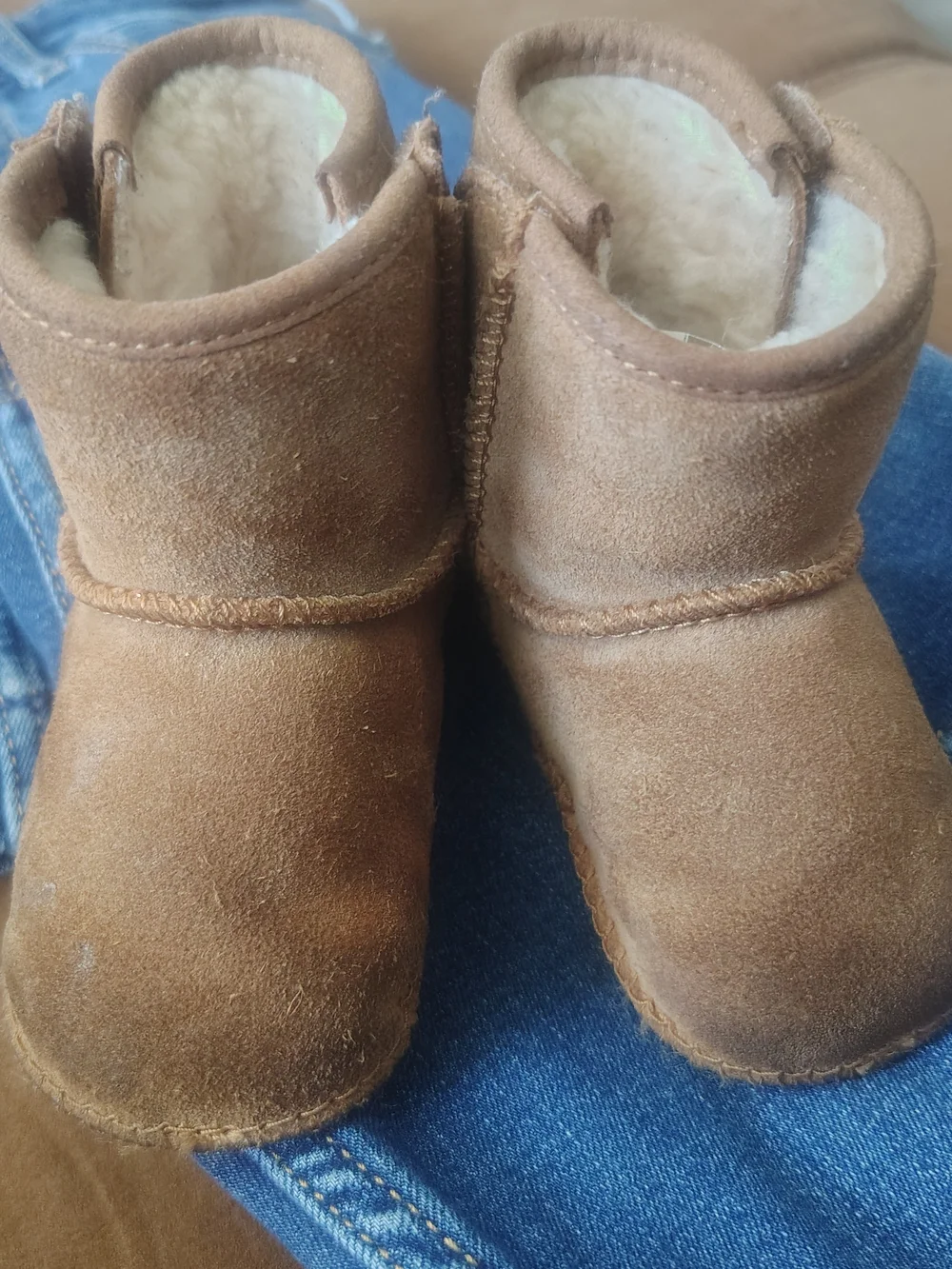 UGG Kids Chestnut Suede Mini Boots